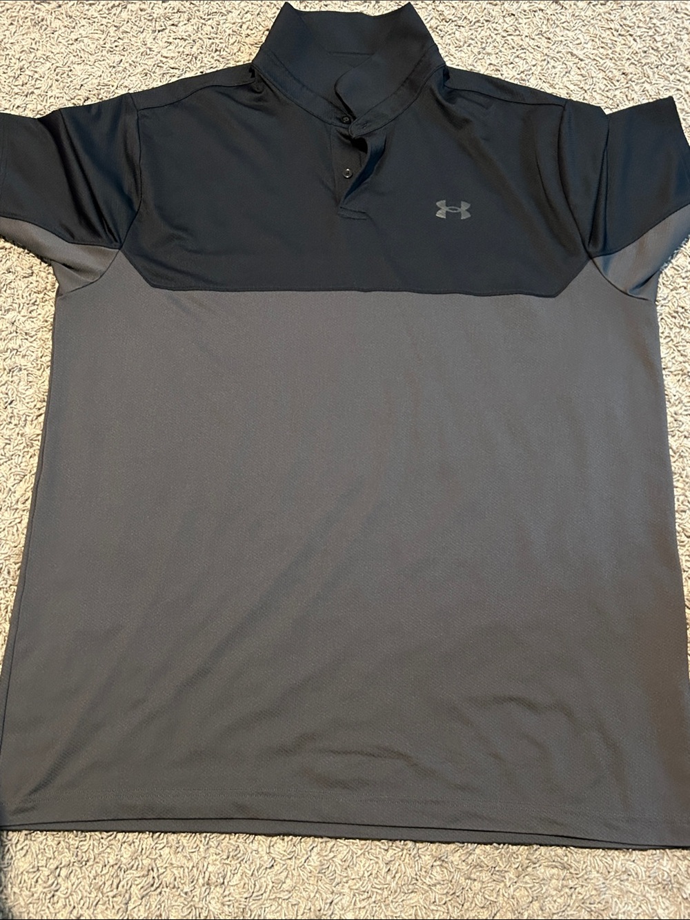 Under Armour Men's Two-Tone Black & Gray Polo Shirt